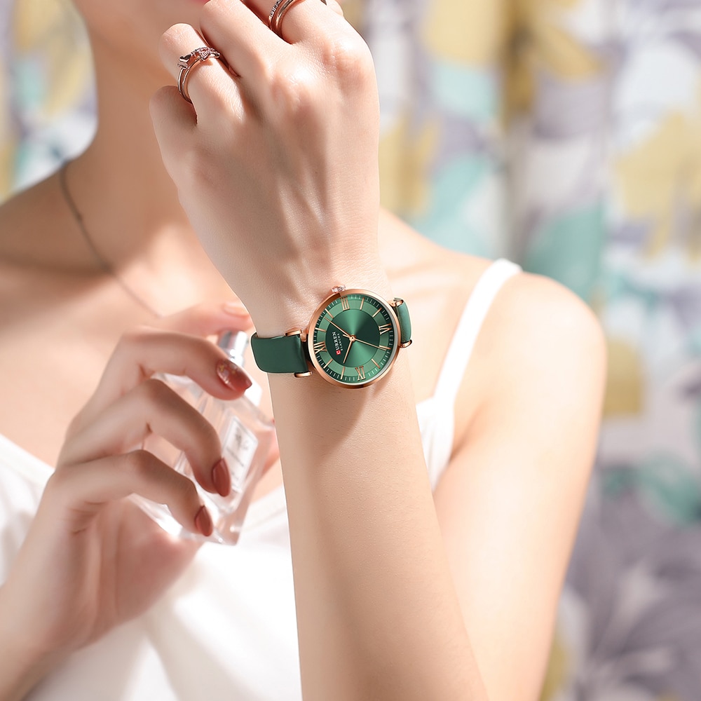 NEW CURREN Watches Women's Quartz Leather Wrsitwatches Fashionable Classic Clock Montre femme