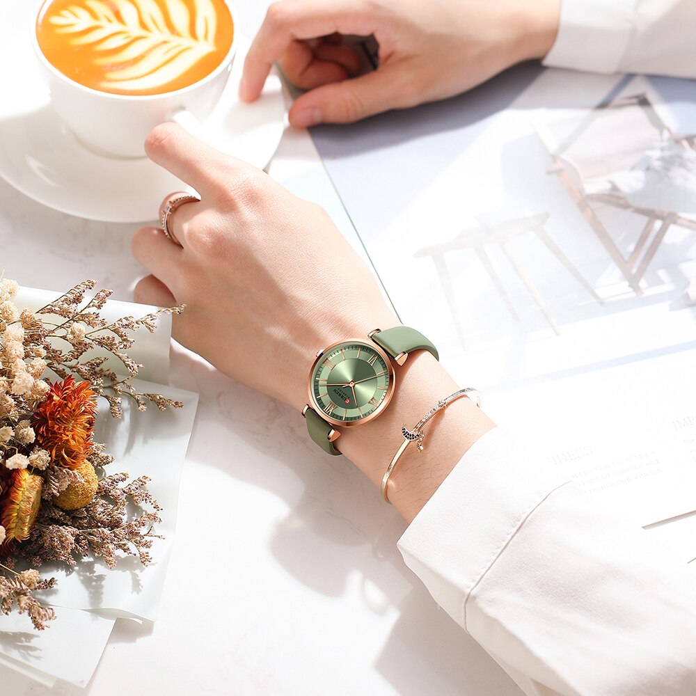 NEW CURREN Watches Women's Quartz Leather Wrsitwatches Fashionable Classic Clock Montre femme