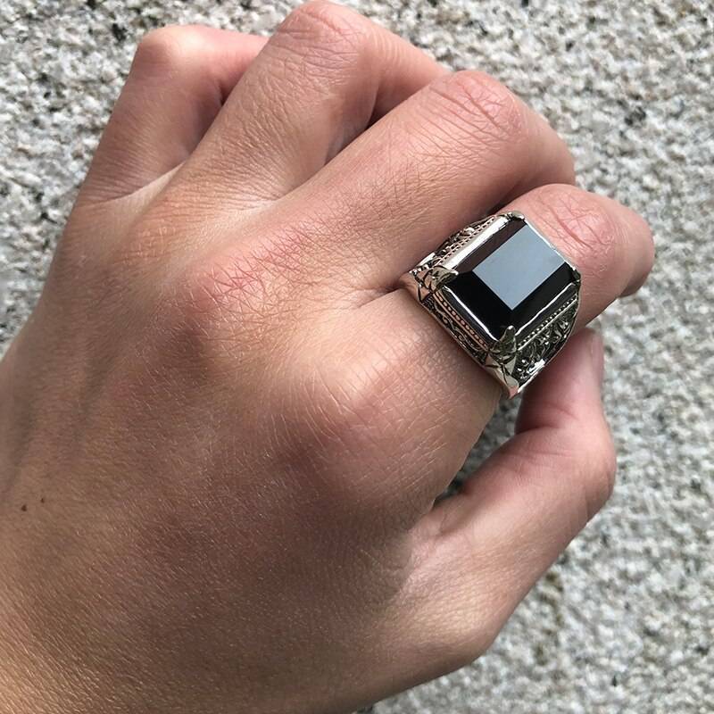Men's Silver Onyx Ring